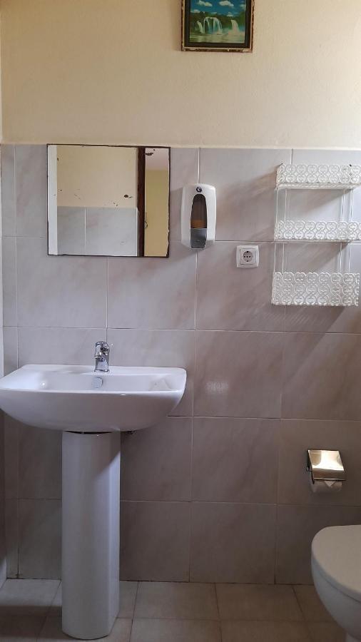 Bed and Breakfast Residencial Rosa Criola Sal Rei Exterior foto